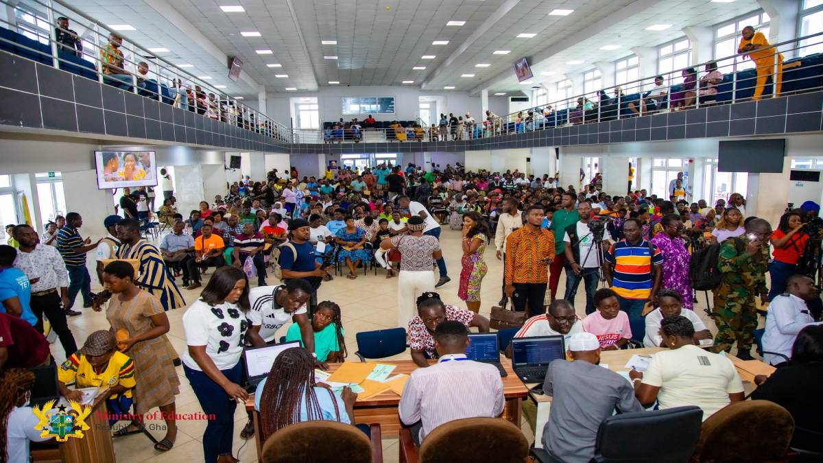 MoE Staff urged to explain CSSPS challenges politely to the public