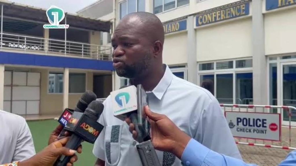 hairstyle and long hair policy